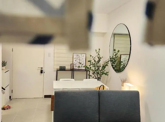 Toby's Abode At The Celandine Residences By Dmci Apartahotel *